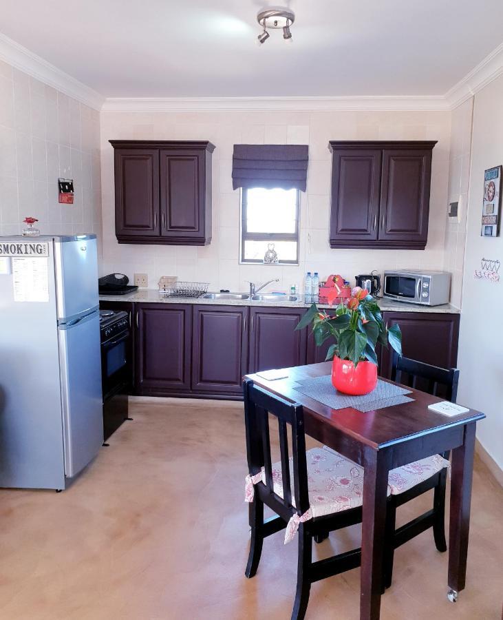 Harmony Haven Couples Retreat Apartment Amanzimtoti Luaran gambar